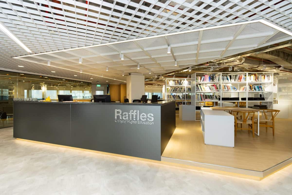 Raffles校园与学习环境